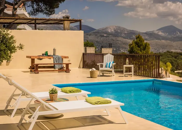 Akrolithos Villas